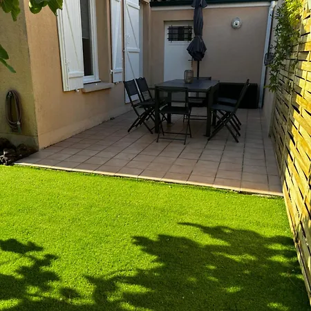 Maison Bassin D Arcachon 度假居 *